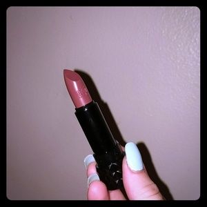 Kat Von D- Studded Kiss Créme Lipstick